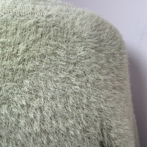 Rachael Zoe Sweater Small Teddy Bear Fluffy Fuzzy V-Neck Soft Green Cozy Warm - Picture 2 of 10